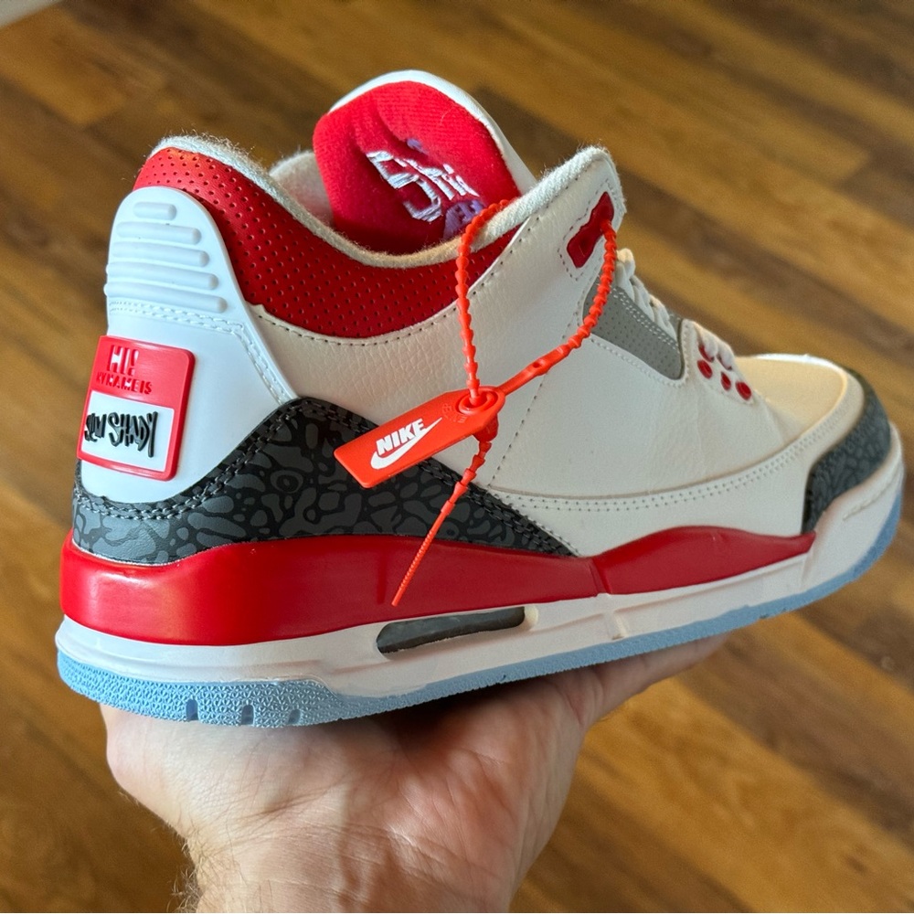 COPY - PE "Slim shady" 3s Super Bowl customs - Picture 8 of 9